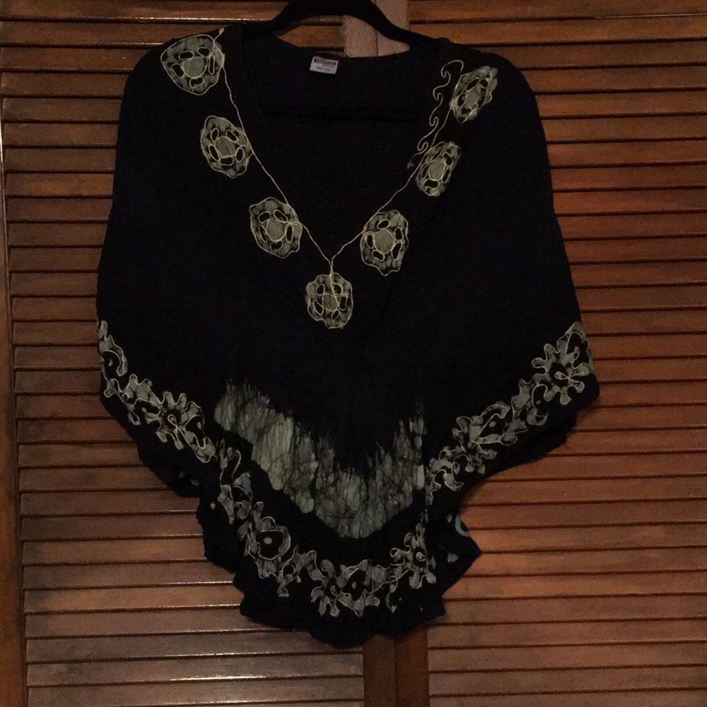 Shoreline Eclectic Top